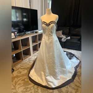 Mori Lee dress size 14